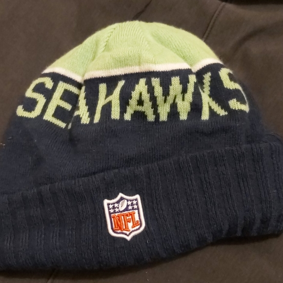 Hat - Picture 5 of 5